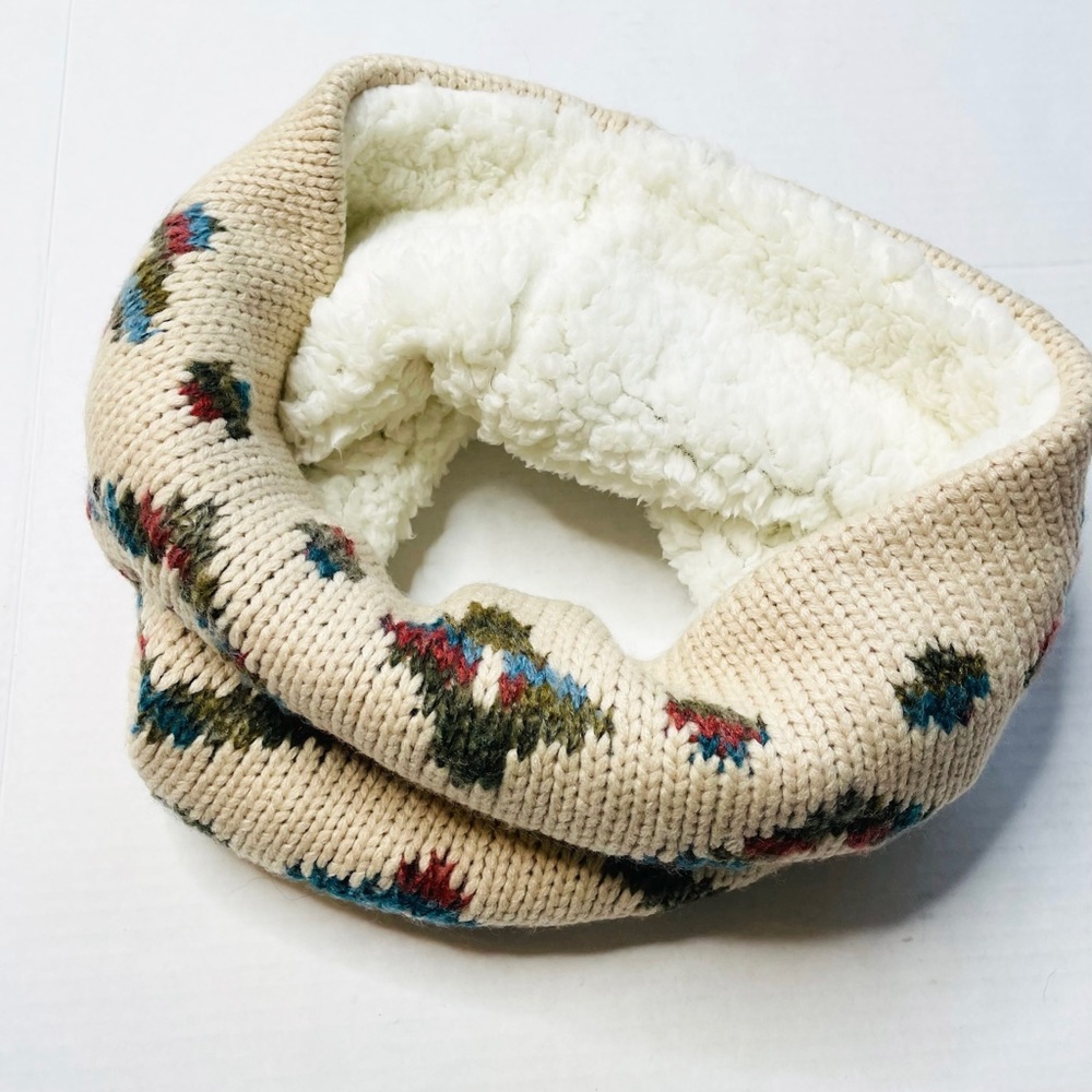 World Market Aztec Southwest Pattern Knitted Sher… - image 2